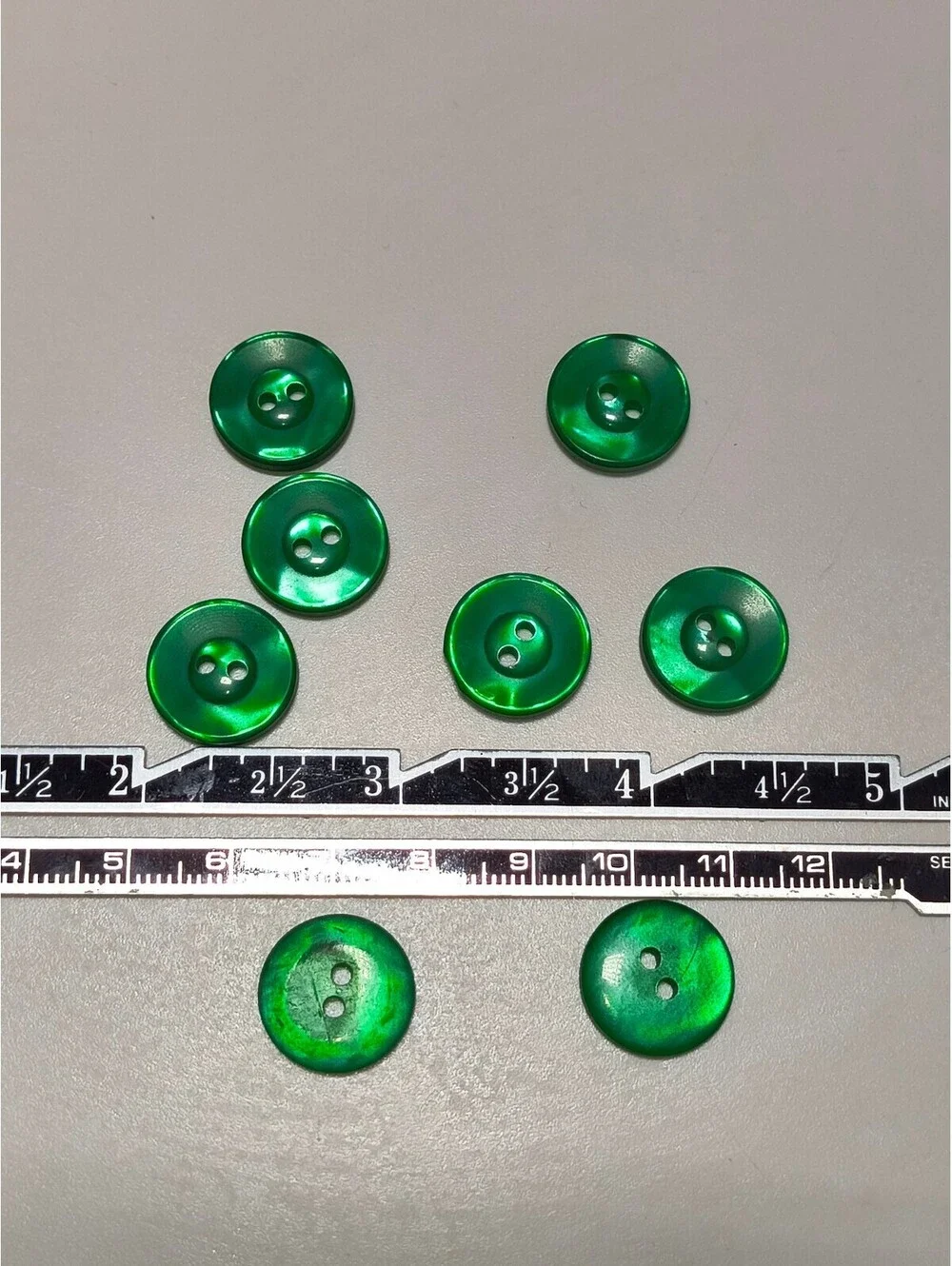 Vintage Green Le Bouton Buttons - Set of 8 - Made in Italy
